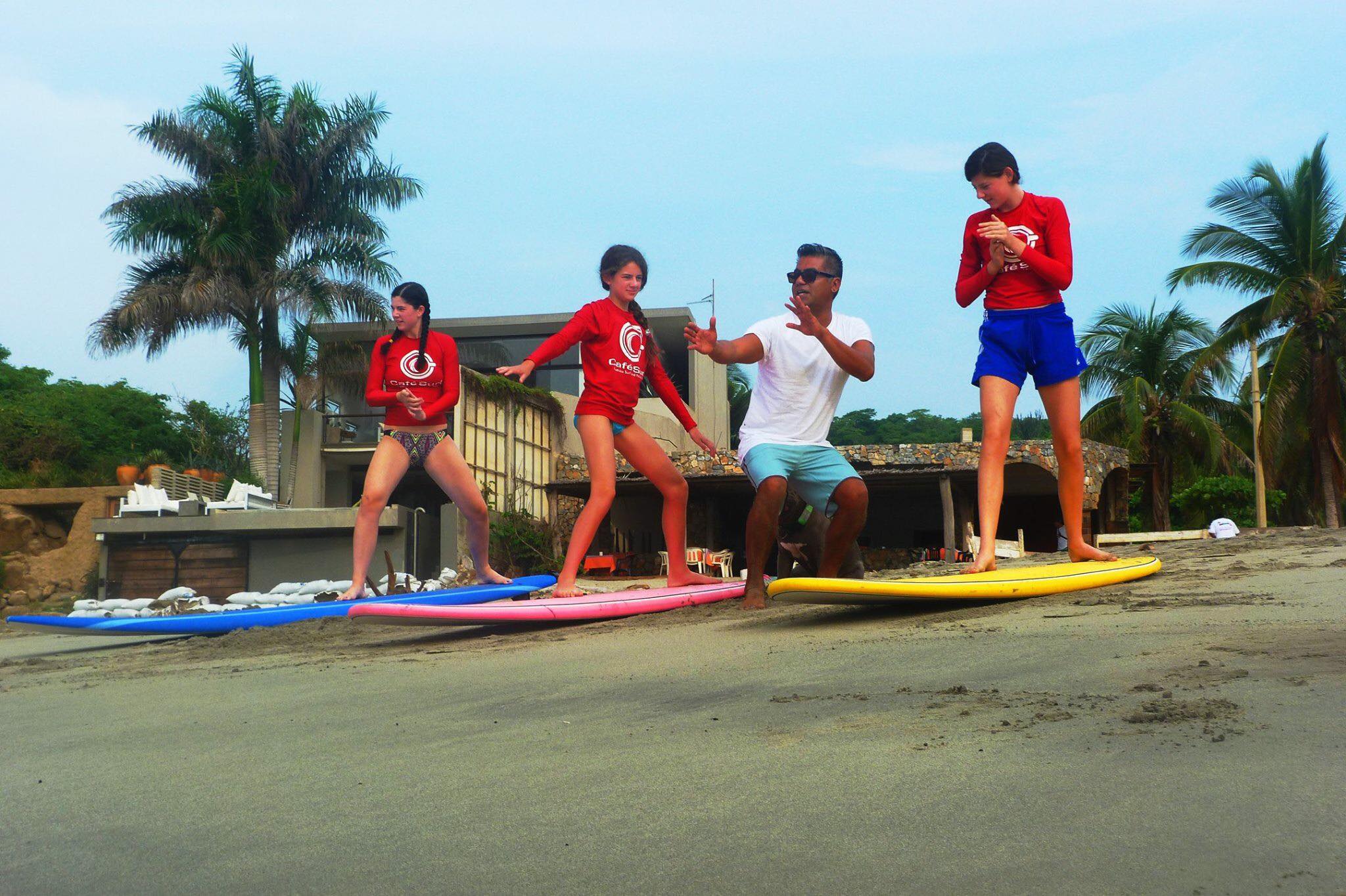 Huatulco Surfing Tour